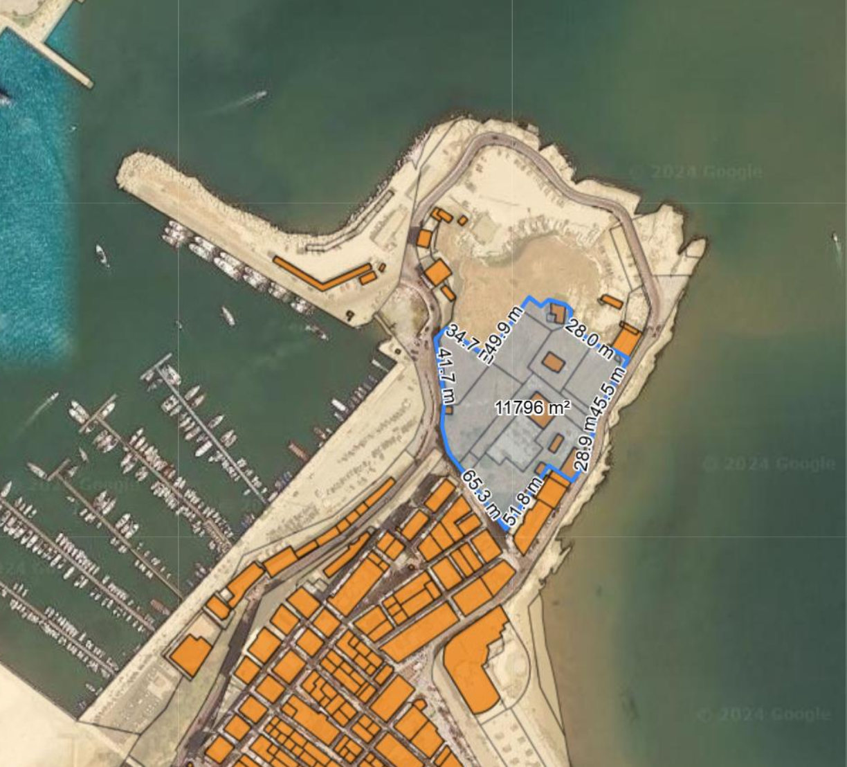 Land planimetry of Punta Croce showing 11796 m² area